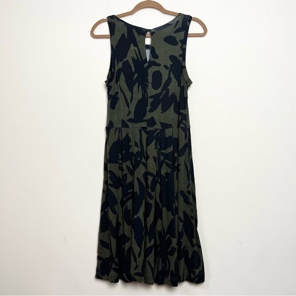 LOFT Green Sleeveless Casual Dress - Picture 4 of 8